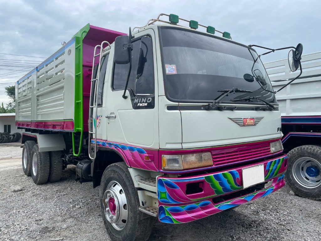 หน้ารถและกระจัง HINO FM3M 240 แรงม้า